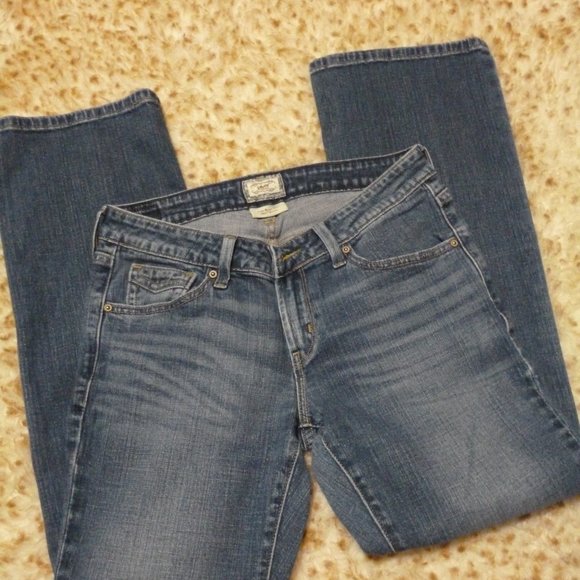 arcuate stitching design